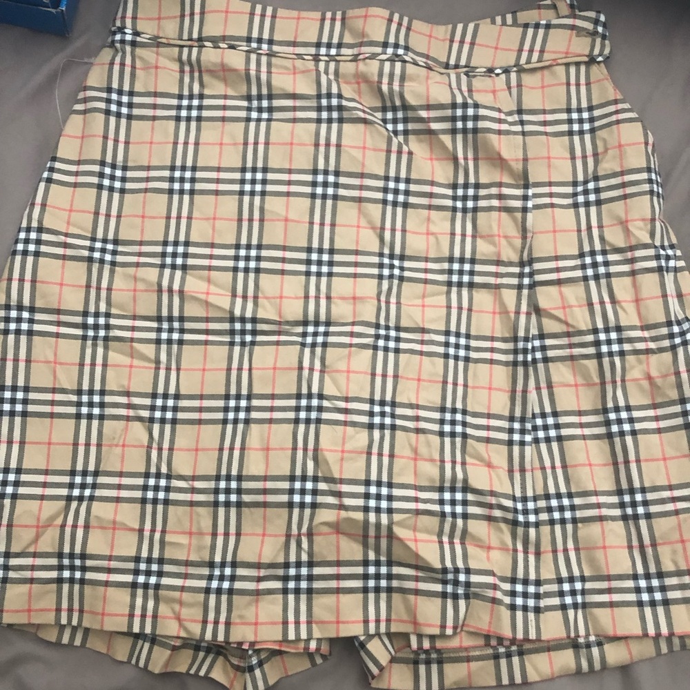 Burberry skort Authentic